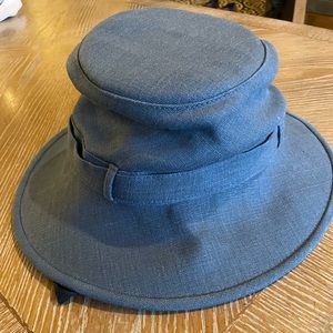 Tilley TH9 melanie hat size small